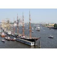 4700_3549 Schiffsmasten von Grosssegler an den Landungsbrücken beim Hamburger Hafengeburtstag. | Hafengeburtstag Hamburg - groesstes Hafenfest der Welt